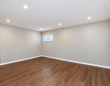 3121 Alhambra Ave - Photo Thumbnail 4
