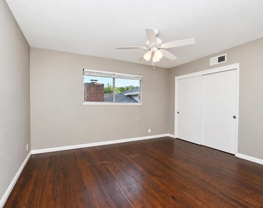 3121 Alhambra Ave - Photo Thumbnail 12