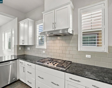 63 Hazel Tree Rdg - Photo Thumbnail 14