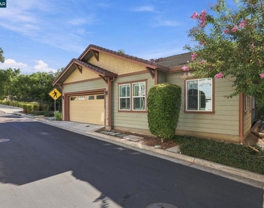 63 Hazel Tree Rdg - Photo Thumbnail 1