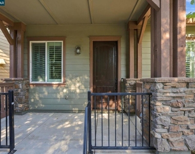 63 Hazel Tree Rdg - Photo Thumbnail 32