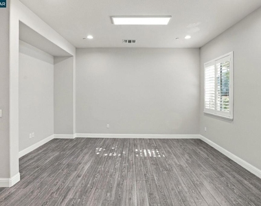63 Hazel Tree Rdg - Photo Thumbnail 6