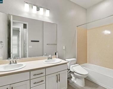 63 Hazel Tree Rdg - Photo Thumbnail 30