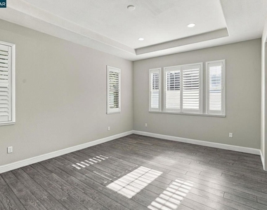 63 Hazel Tree Rdg - Photo Thumbnail 18