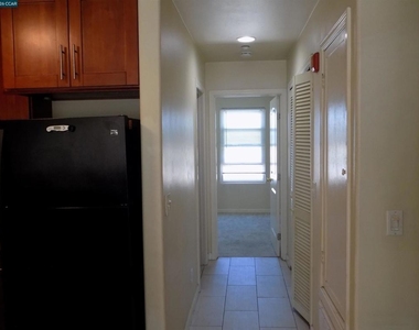 5114 Wall Ave - Photo Thumbnail 7