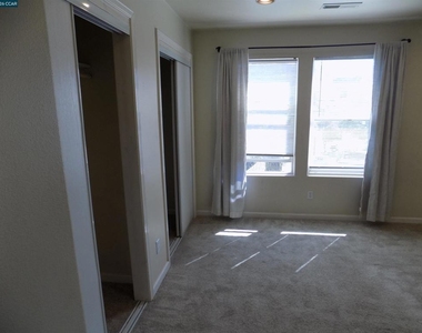 5114 Wall Ave - Photo Thumbnail 11