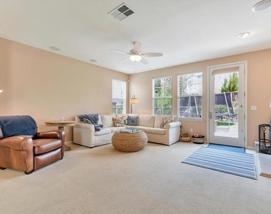 1489 Menton St - Photo Thumbnail 6