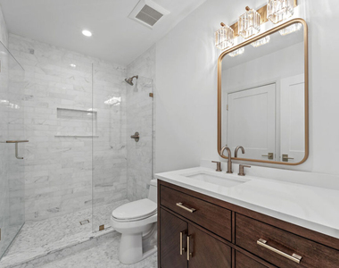 160 N Almont Drive - Photo Thumbnail 6