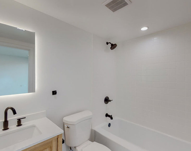 4462 Maplewood Avenue - Photo Thumbnail 31