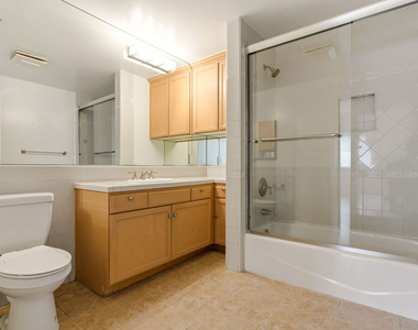 3328 Oakhurst Avenue - Photo Thumbnail 13