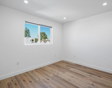 839 N Mccadden Pl - Photo Thumbnail 23