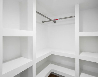 839 N Mccadden Pl - Photo Thumbnail 17