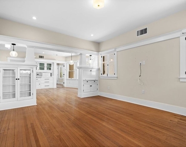 1140 Lemoyne Street - Photo Thumbnail 3