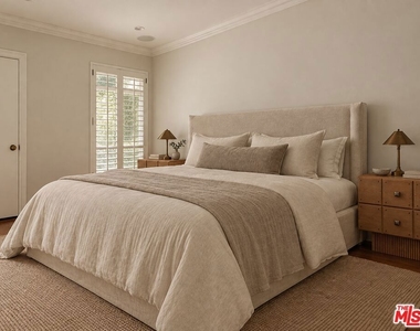 1219 Sunset Plaza Drive - Photo Thumbnail 13