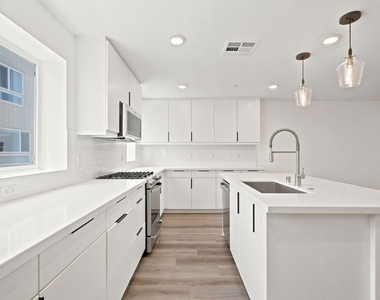 5262 N Rainier Way - Photo Thumbnail 6
