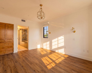 9061 Nemo Street - Photo Thumbnail 17