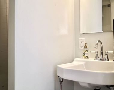 7620 Fountain - Photo Thumbnail 17