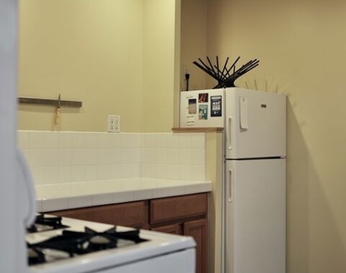 7620 Fountain - Photo Thumbnail 10