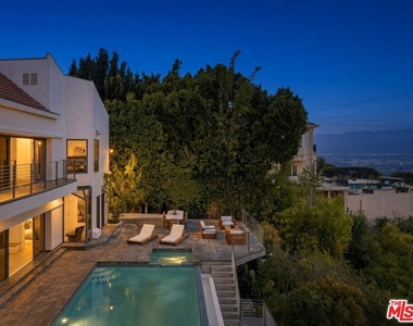 11955 Pinnacle Place - Photo Thumbnail 2