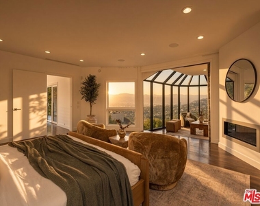 11955 Pinnacle Place - Photo Thumbnail 25