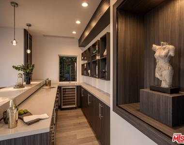 11955 Pinnacle Place - Photo Thumbnail 13