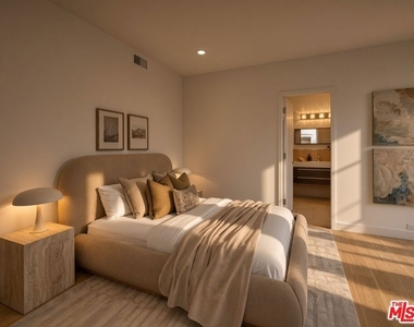 11955 Pinnacle Place - Photo Thumbnail 20