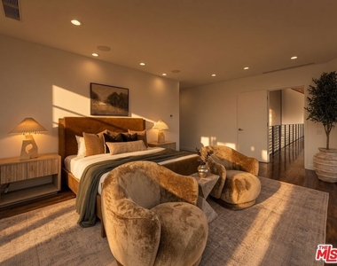 11955 Pinnacle Place - Photo Thumbnail 26