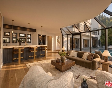 11955 Pinnacle Place - Photo Thumbnail 12