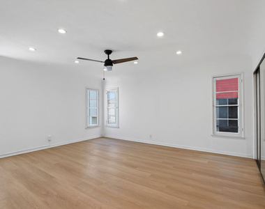 900 S Wooster Street - Photo Thumbnail 27