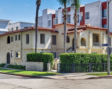 900 S Wooster Street - Photo Thumbnail 44