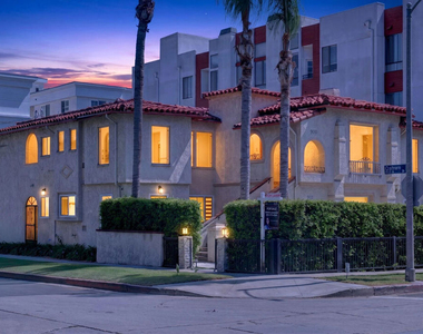 900 S Wooster Street - Photo Thumbnail 41