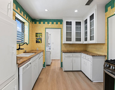 900 S Wooster Street - Photo Thumbnail 14