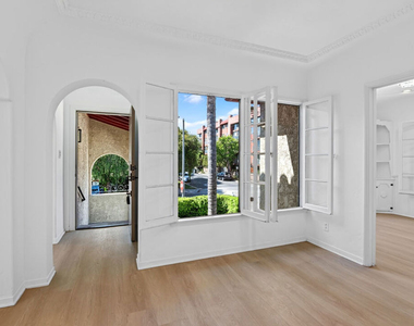 900 S Wooster Street - Photo Thumbnail 6