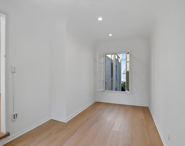 900 S Wooster Street - Photo Thumbnail 33