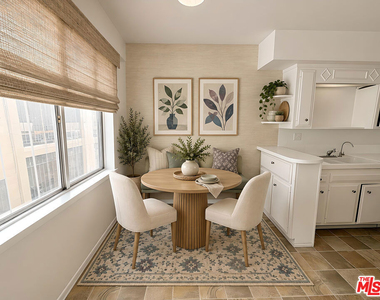 1541 N Laurel Avenue - Photo Thumbnail 3