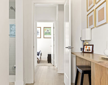 2931 Exposition Place - Photo Thumbnail 20