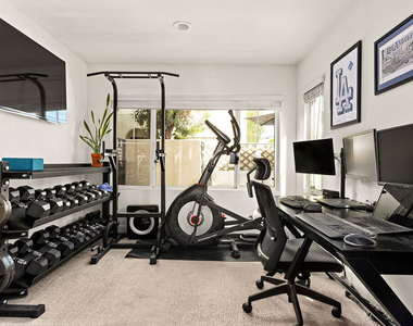 2931 Exposition Place - Photo Thumbnail 2