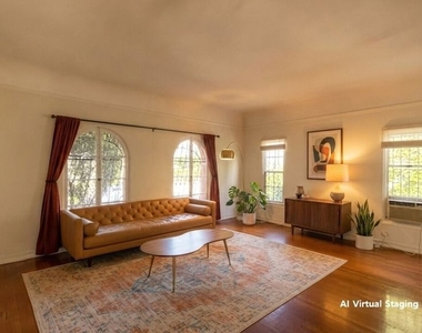 444 N Sycamore Avenue - Photo Thumbnail 22
