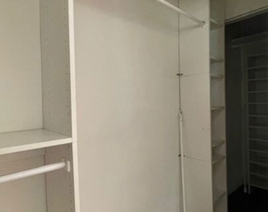444 N Sycamore Avenue - Photo Thumbnail 16