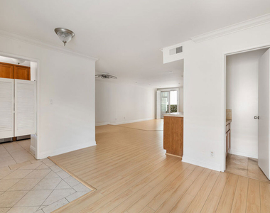 1000 S Westgate Avenue - Photo Thumbnail 10