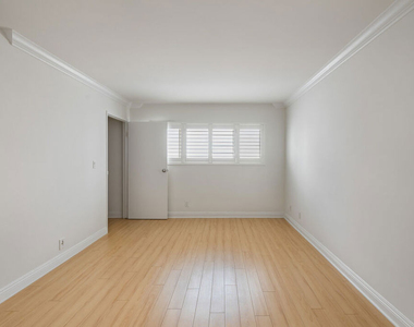 1000 S Westgate Avenue - Photo Thumbnail 20