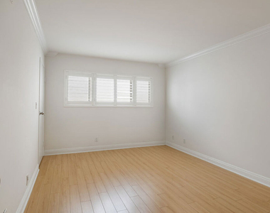1000 S Westgate Avenue - Photo Thumbnail 19