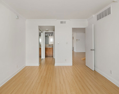 1000 S Westgate Avenue - Photo Thumbnail 22