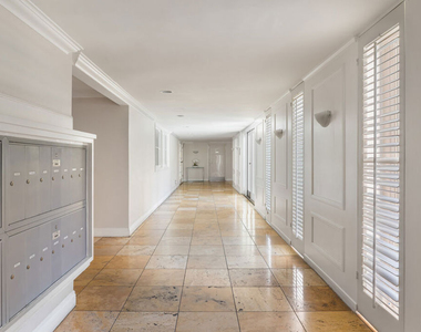 1000 S Westgate Avenue - Photo Thumbnail 33