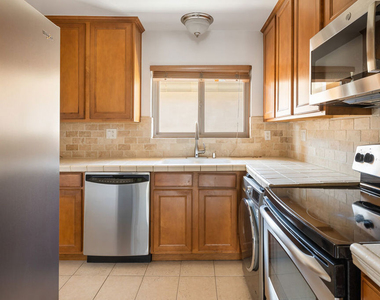 1000 S Westgate Avenue - Photo Thumbnail 1