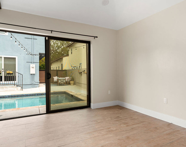 3006 Acresite Street - Photo Thumbnail 5