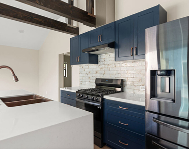 3006 Acresite Street - Photo Thumbnail 3
