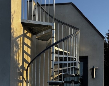 7443 Midfield Ave Avenue - Photo Thumbnail 16