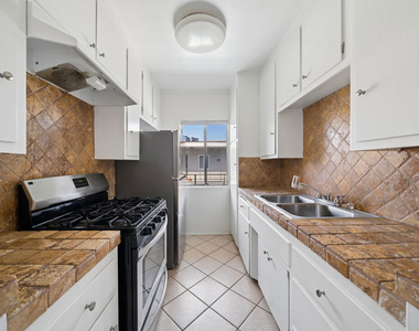 1220 N Ogden Drive - Photo Thumbnail 3