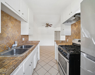 1220 N Ogden Drive - Photo Thumbnail 4